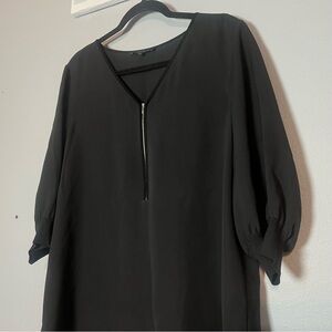 Lafayette 148 Black Silk Blouse 1/2 Sleeve Size Large Silver Zip Detail V-Neck